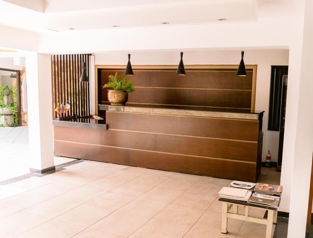 Romantic Garden Hotel Negombo Exterior foto
